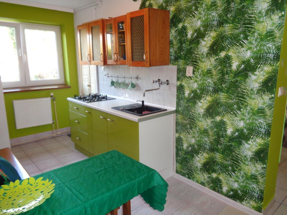 Uroczy Domek Z Ogrodem I Tarasem Myślenice Exterior foto